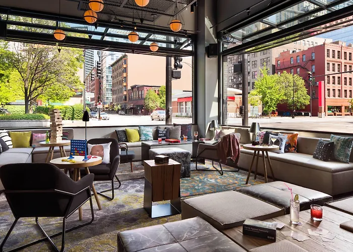Moxy Downtown