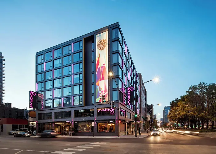 Moxy Downtown 3* Chicago